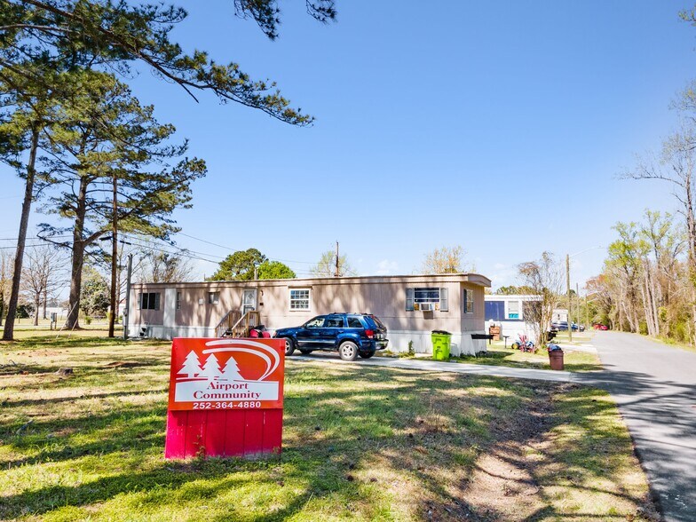 3410 Neuse Blvd, New Bern, NC à vendre - Photo du bâtiment - Image 3 de 7