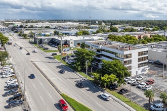 4995 NW 72nd Ave, Miami, FL - Aérien  Vue de la carte
