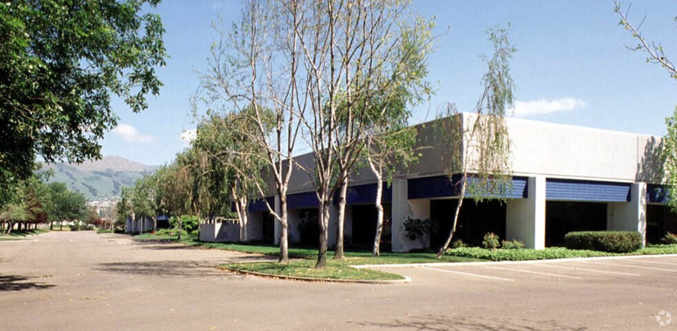 4050 Technology Pl, Fremont, CA à vendre - Photo du bâtiment - Image 2 de 5