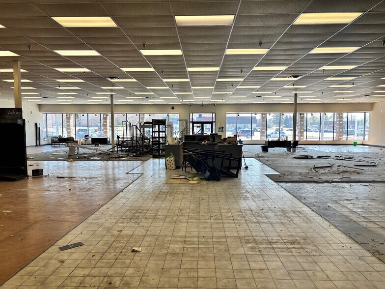 3500 Grand Ave, Gurnee, IL à louer - Photo intérieure - Image 3 de 8