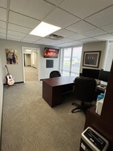 5858 Thunderbird Rd, Indianapolis, IN for lease Interior Photo- Image 2 of 17