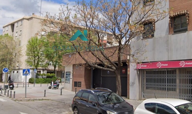 Immeuble residentiel dans Móstoles, Madrid à vendre Photo du bâtiment- Image 1 de 2