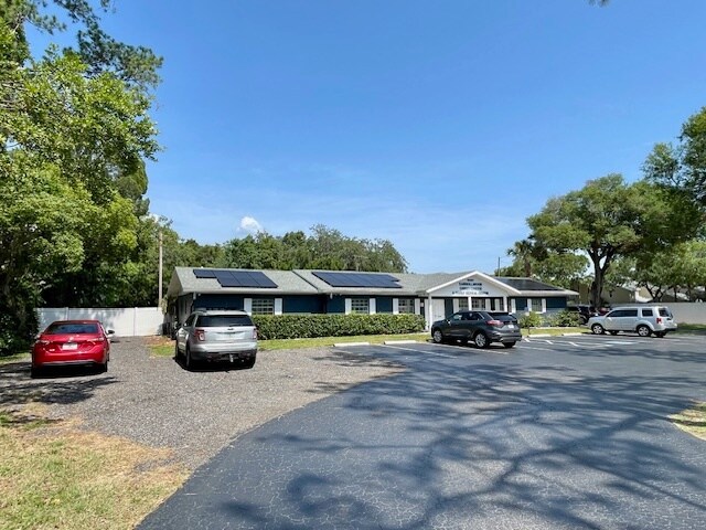 13301 Orange Grove Dr, Tampa, FL à louer - Photo du bâtiment - Image 1 de 11