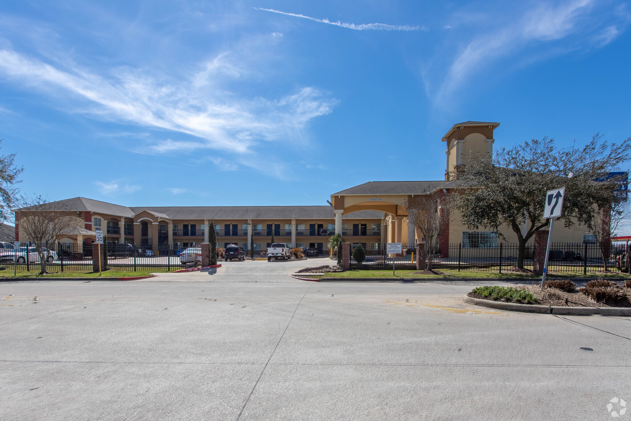 7420 Garth Rd, Baytown, TX for sale Primary Photo- Image 1 of 1