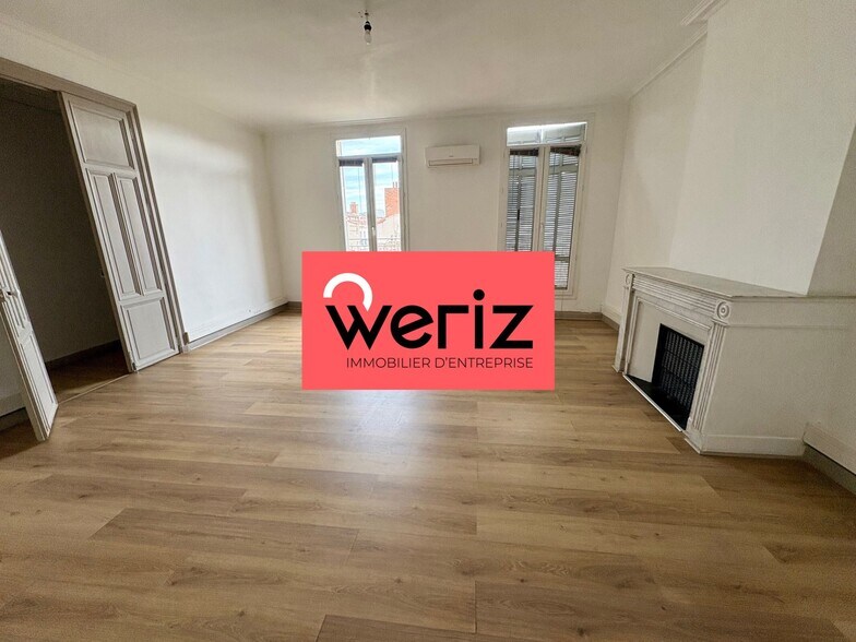 2 Rue Grignan, Marseille à louer - Photo du bâtiment - Image 3 de 6