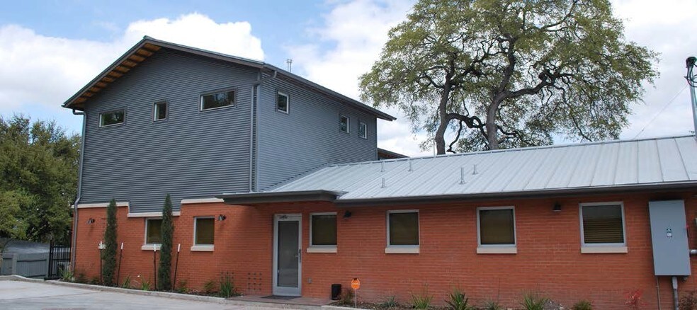 11720 N I-35, Austin, TX à louer - Photo du bâtiment - Image 2 de 11