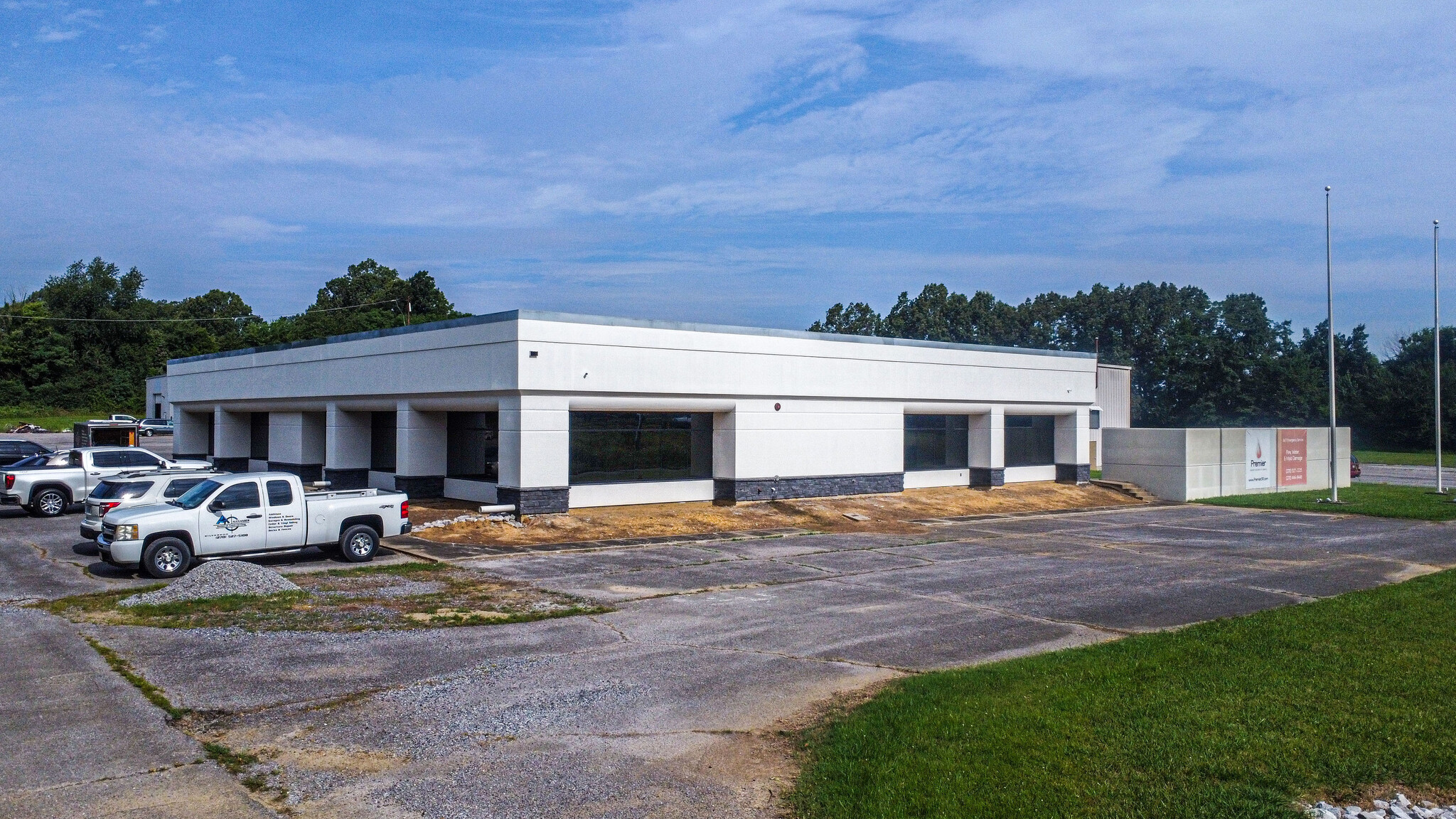 485 Old Symsonia Rd, Benton, KY for lease Building Photo- Image 1 of 25