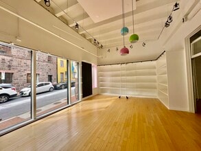 1028 33rd St NW, Washington, DC for lease Interior Photo- Image 2 of 12