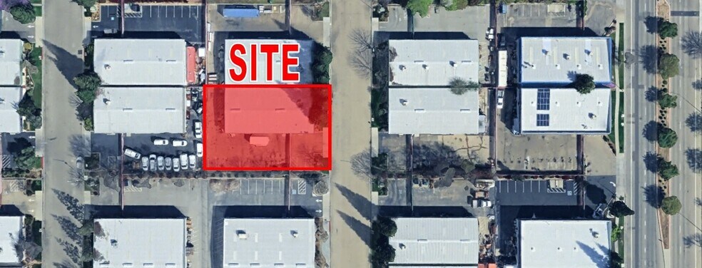 2545 N Renn Ave, Fresno, CA à louer - Photo du bâtiment - Image 2 de 7