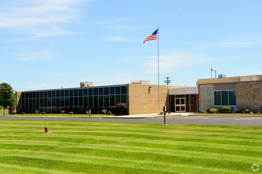 7375 Industrial Rd, Florence, KY à vendre - Photo principale - Image 1 de 6