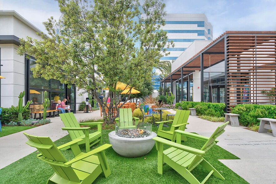 980 W 190th St, Torrance, CA à louer - Photo du bâtiment - Image 3 de 45