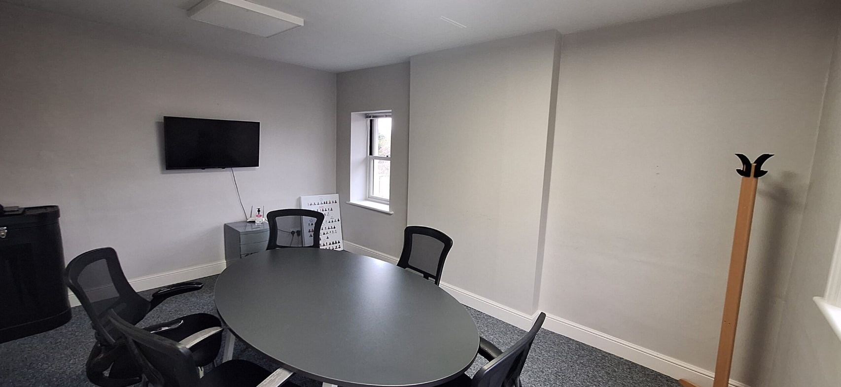 North Para, Horsham for lease Interior Photo- Image 1 of 5