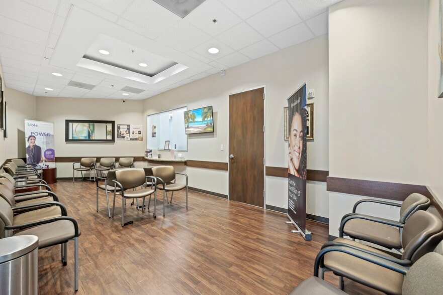 7790 W Grand Pky, Richmond, TX for lease - Building Photo - Image 3 of 52