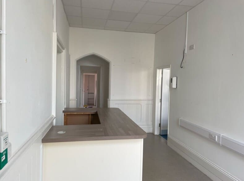 11 Huntspill Rd, Taunton for lease - Building Photo - Image 3 of 6