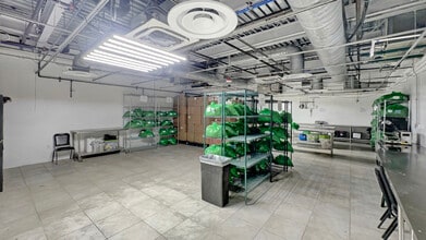 4145 Wagon Trail Ave, Las Vegas, NV for lease Interior Photo- Image 2 of 22