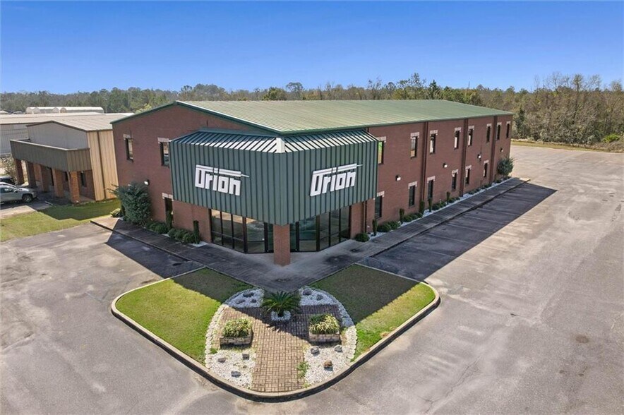 3515 Hurricane Bay Dr, Theodore, AL à vendre - Photo du bâtiment - Image 2 de 5