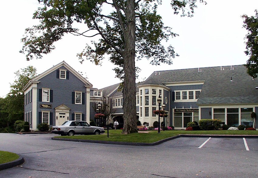 10 Maple St, Middleton, MA à louer - Autre - Image 2 de 35