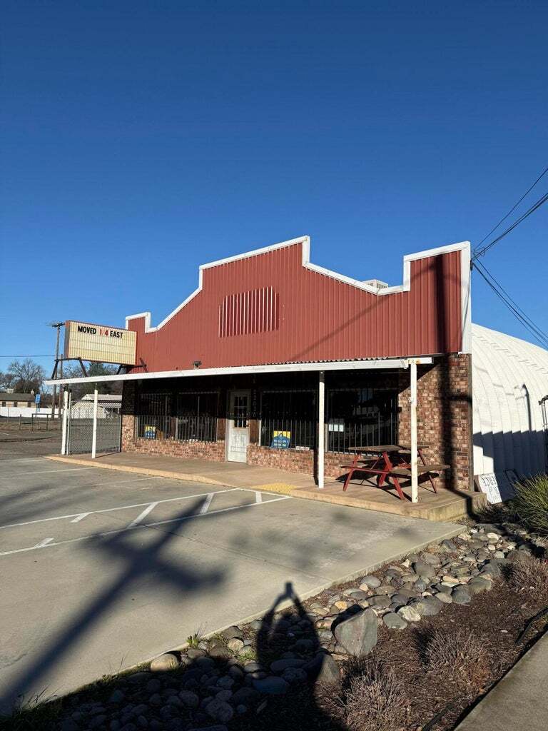 22024 Old Hwy 44 Dr, Palo Cedro, CA for lease Building Photo- Image 1 of 5