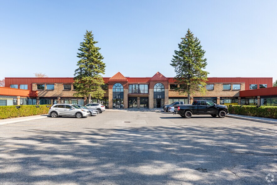 21 Antares Dr, Ottawa, ON à vendre - Photo principale - Image 1 de 1