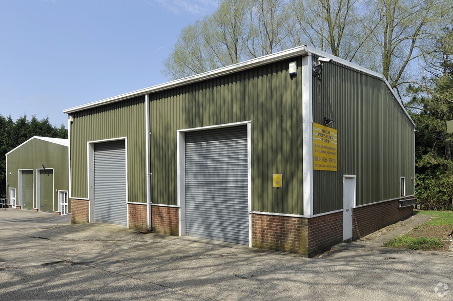 Tylney Park, Rotherwick for lease - Primary Photo - Image 3 of 5