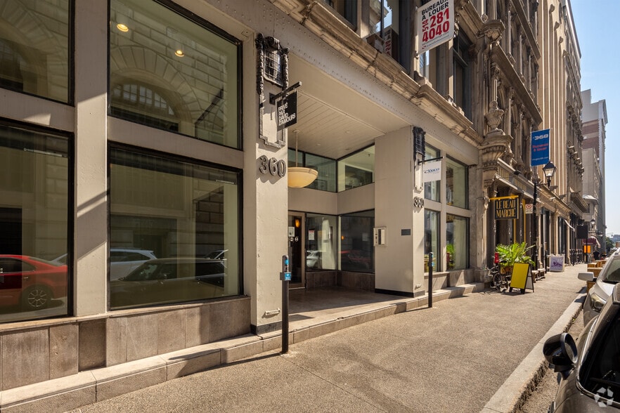 358-362 Rue Notre-Dame O, Montréal, QC for lease - Building Photo - Image 3 of 8