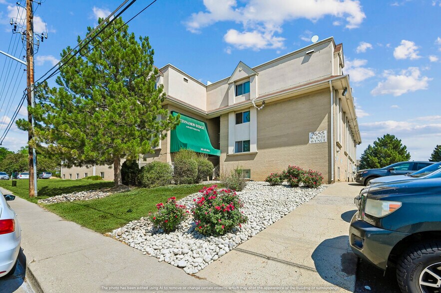 7655 W 67th Ave, Arvada, CO à vendre - Photo principale - Image 1 de 37