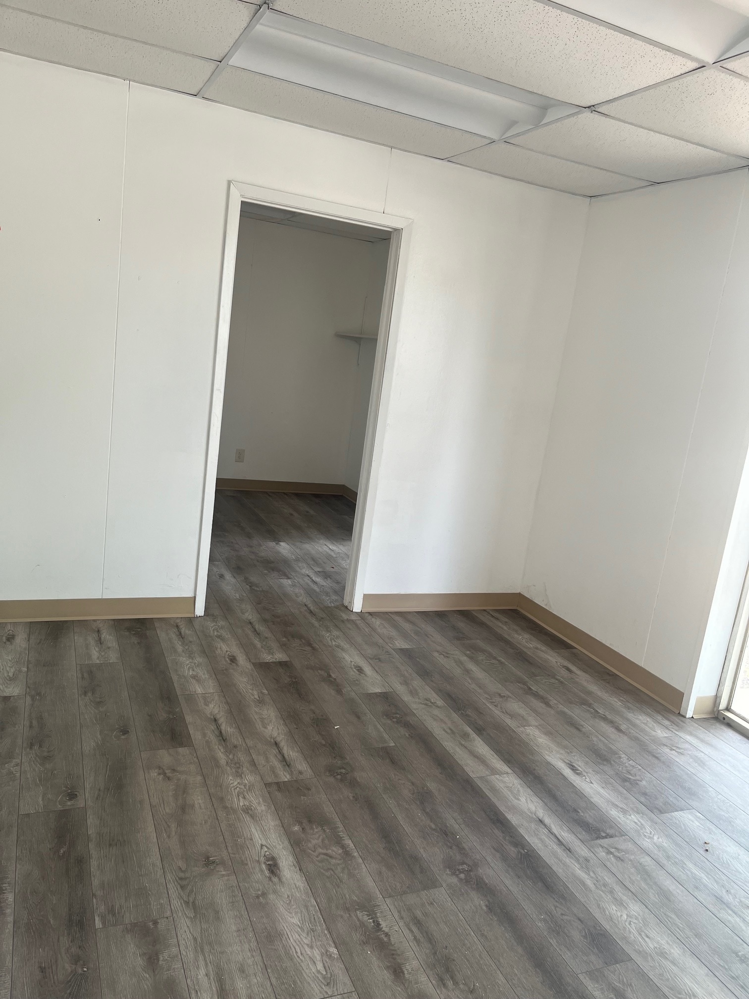 206 Pecan St, Arlington, TX à louer Photo intérieure- Image 1 de 7