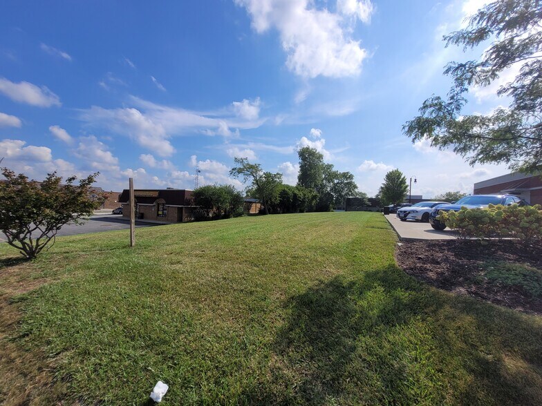 14443 S LaGrange, Orland Park, IL for sale - Building Photo - Image 2 of 6