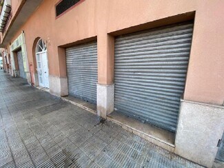 Plus de détails pour Multi-résidentiel à vendre