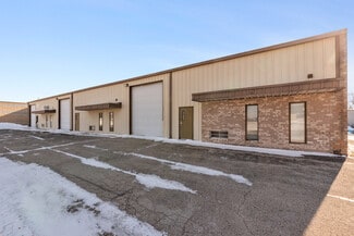 More details for 105 Wilmont Dr, Waukesha, WI - Flex for Sale