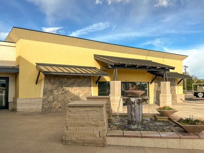 Plus de détails pour 5920 E Main St, Farmington, NM - Commerce de détail à vendre