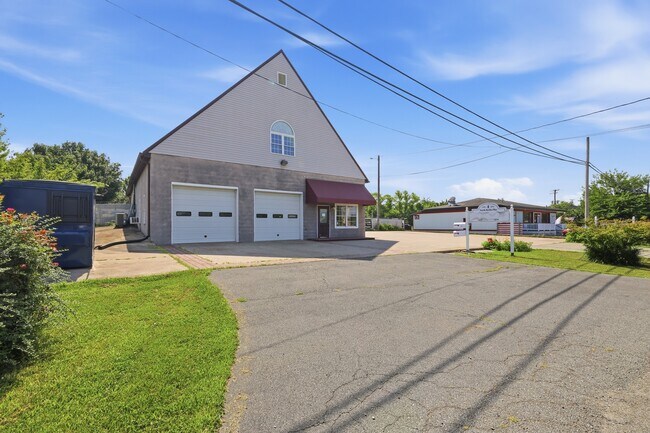 More details for 4 N Berlin Pike, Lovettsville, VA - Industrial for Lease