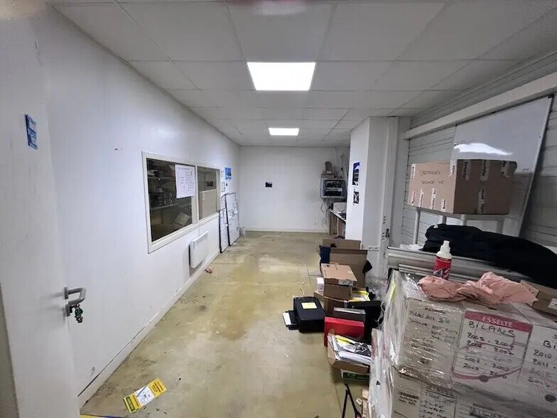 75 Rue Louis Lepine, Viriat à louer - Photo intérieure - Image 2 de 5