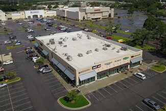 Plus de détails pour 7175 N Davis Hwy, Pensacola, FL - Commerce de détail à louer