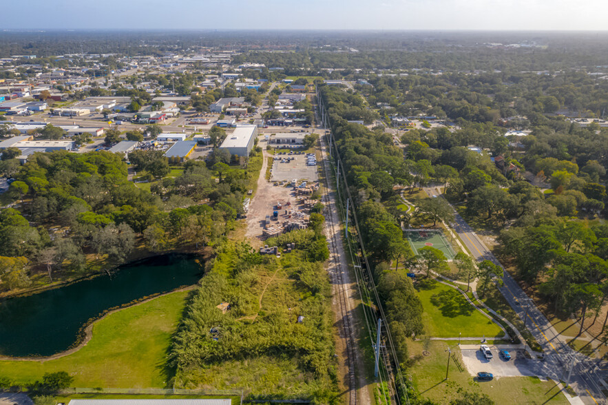 N Washington Blvd, Sarasota, FL à vendre - Photo principale - Image 1 de 13