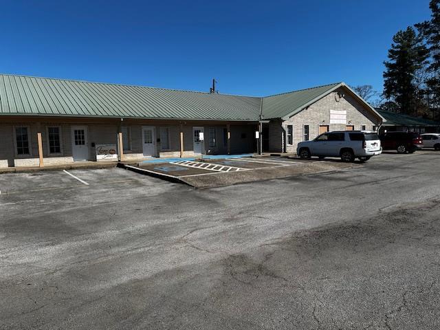 3201 S Medford Dr, Lufkin, TX à louer - Photo du bâtiment - Image 2 de 5