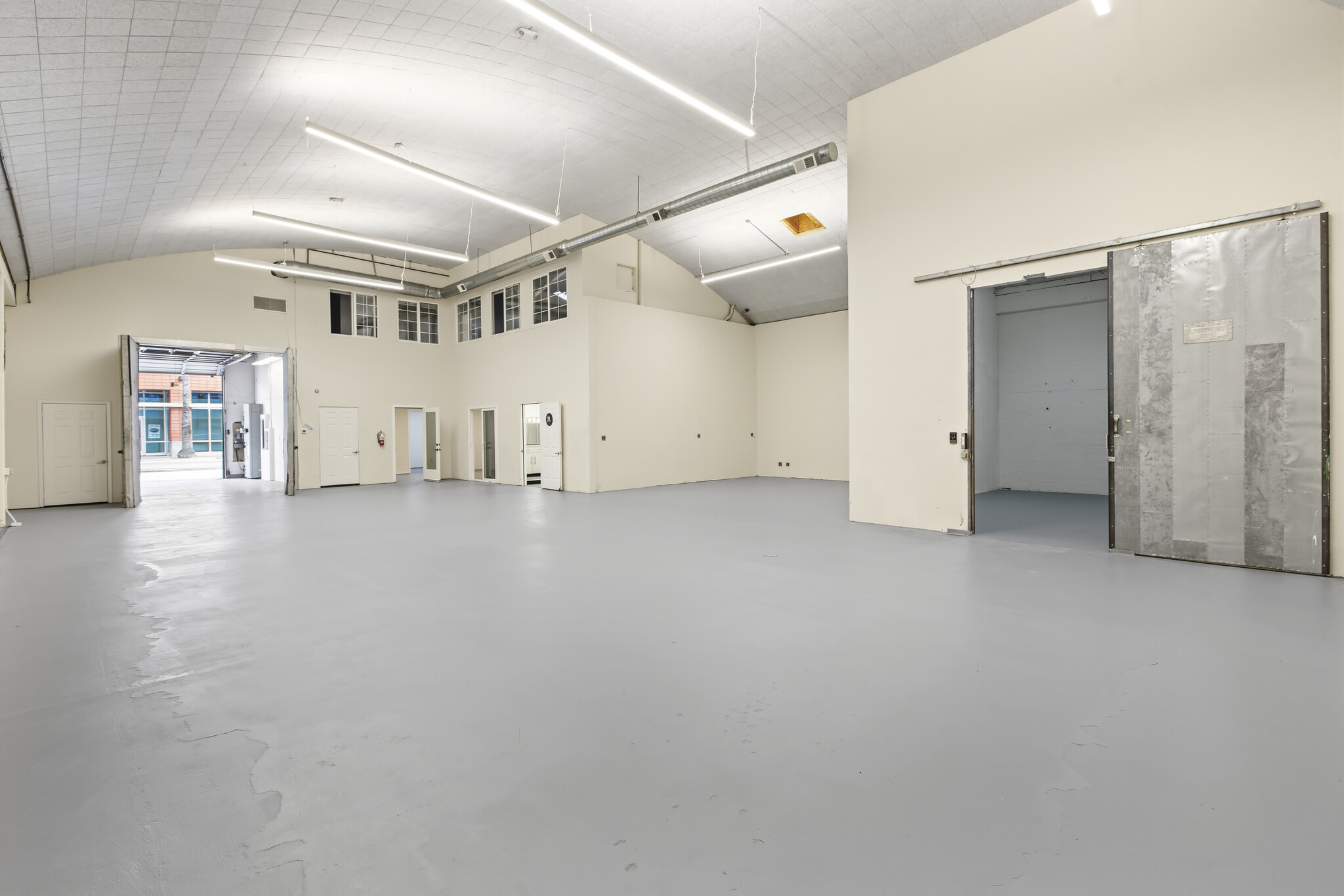 560 4th St, San Francisco, CA for lease Interior Photo- Image 1 of 12
