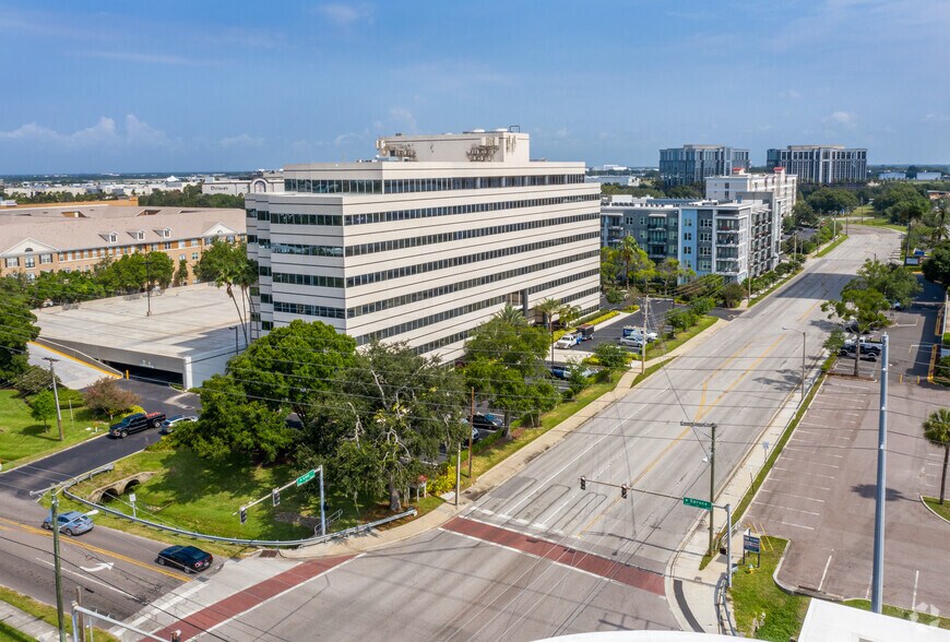 2002 N Lois Ave, Tampa, FL à louer - Aérien - Image 2 de 7