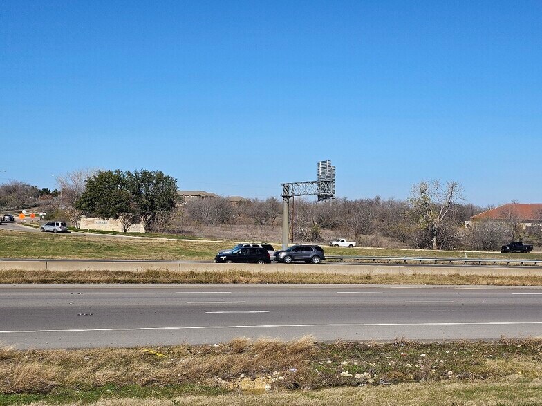 NEC Loop 820 & Huffines Blvd, Fort Worth, TX à vendre - Photo du bâtiment - Image 3 de 18