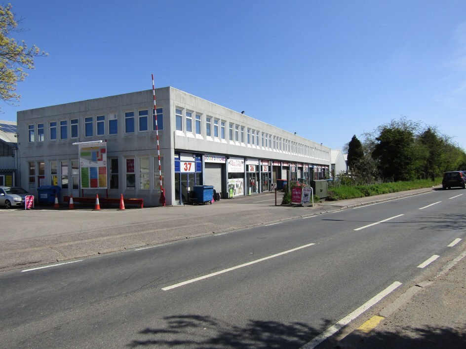 Nazeing Rd, Nazeing for sale Building Photo- Image 1 of 2