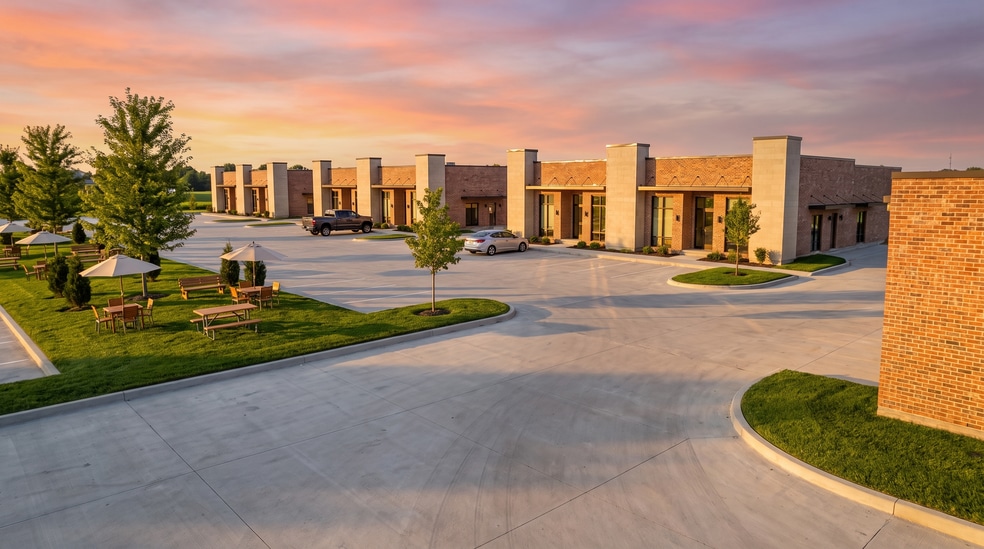 311 S State Highway 205, Rockwall, TX for lease - Building Photo - Image 2 of 13