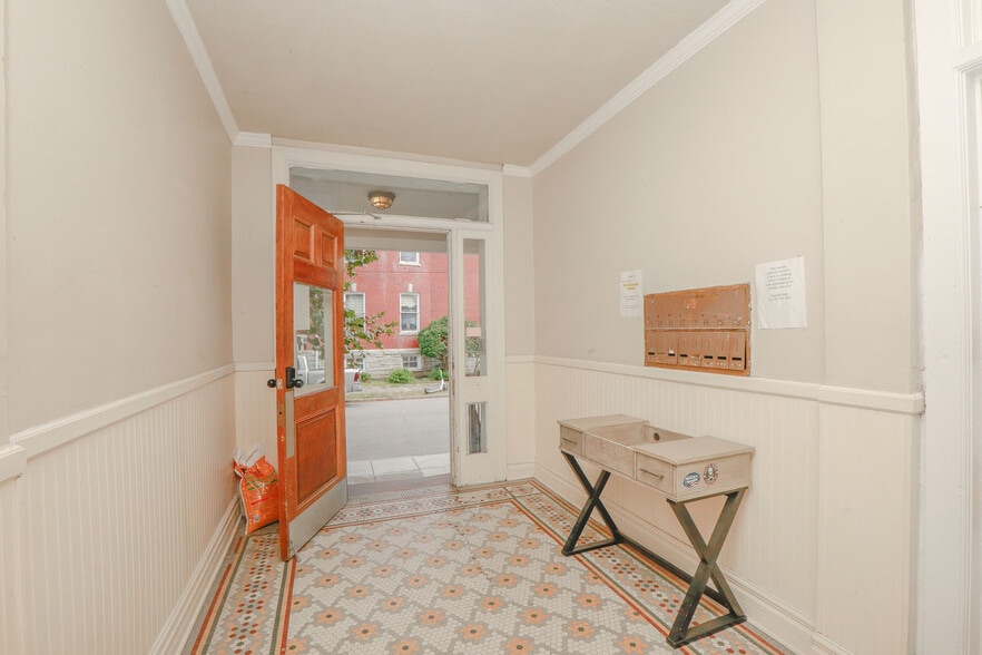 819 Colonial Ave, Norfolk, VA for sale - Building Photo - Image 3 of 32