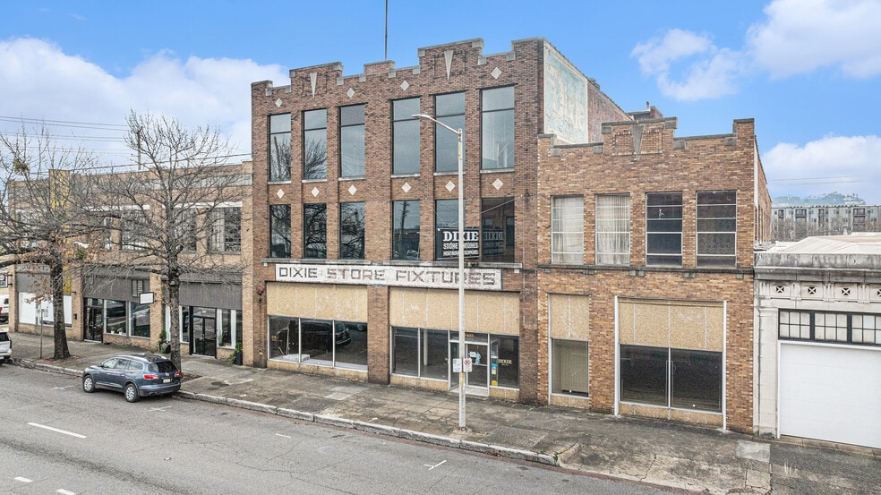 Dixie Store Fixtures Portolio portfolio of 4 properties for sale on LoopNet.ca - Building Photo - Image 2 of 26