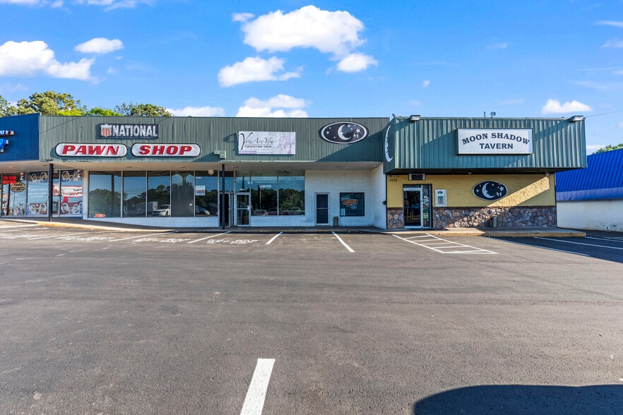 3972-3976 Lawrenceville Hwy, Tucker, GA for lease - Building Photo - Image 1 of 12