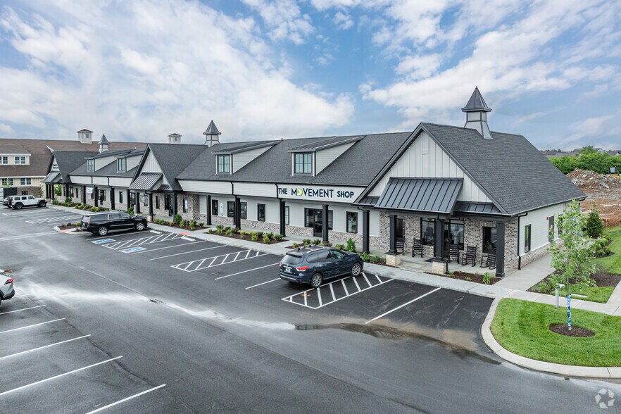 210 Baber Park West Blvd, Gallatin, TN à louer - Photo principale - Image 1 de 7