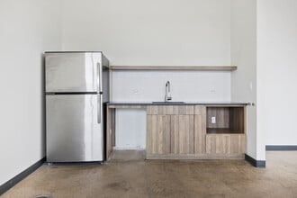 315 Meserole St, Brooklyn, NY for lease Interior Photo- Image 2 of 3