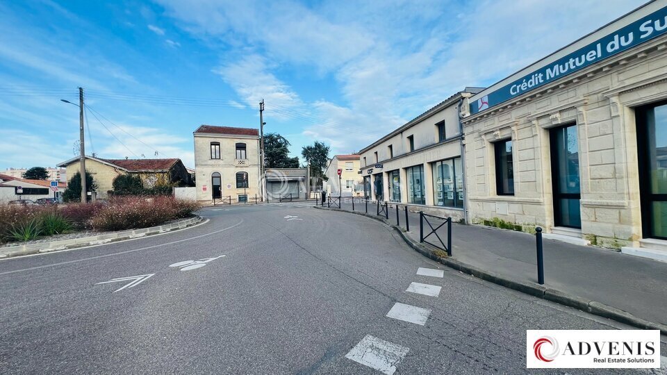 Commerce de détail dans Bordeaux à louer - Photo du bâtiment - Image 2 de 12