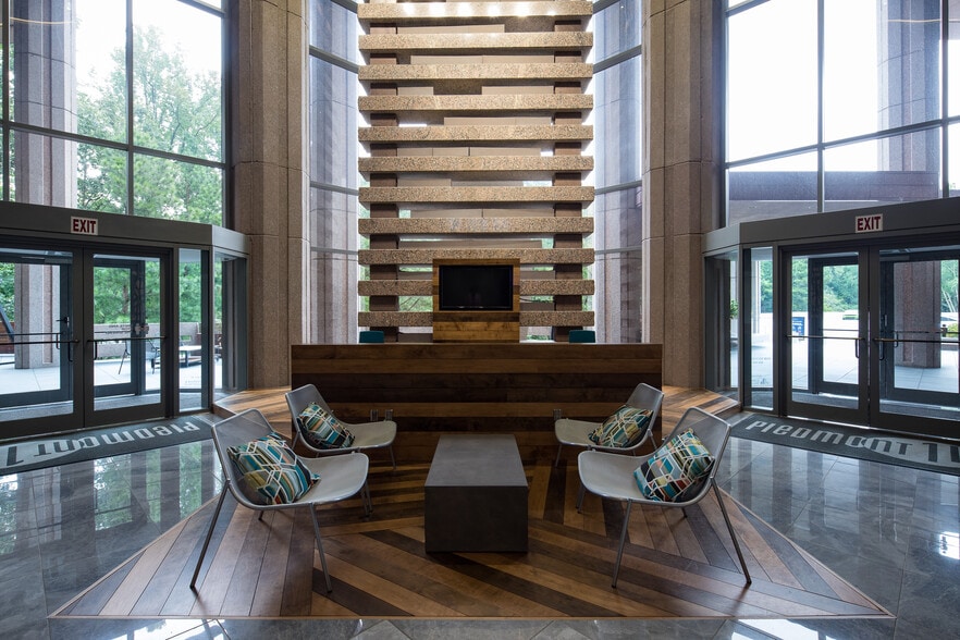 3495 Piedmont Rd NE, Atlanta, GA for lease - Lobby - Image 2 of 23