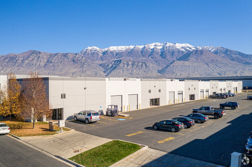 122 N 1800 W, Lindon, UT for lease - Primary Photo - Image 2 of 5