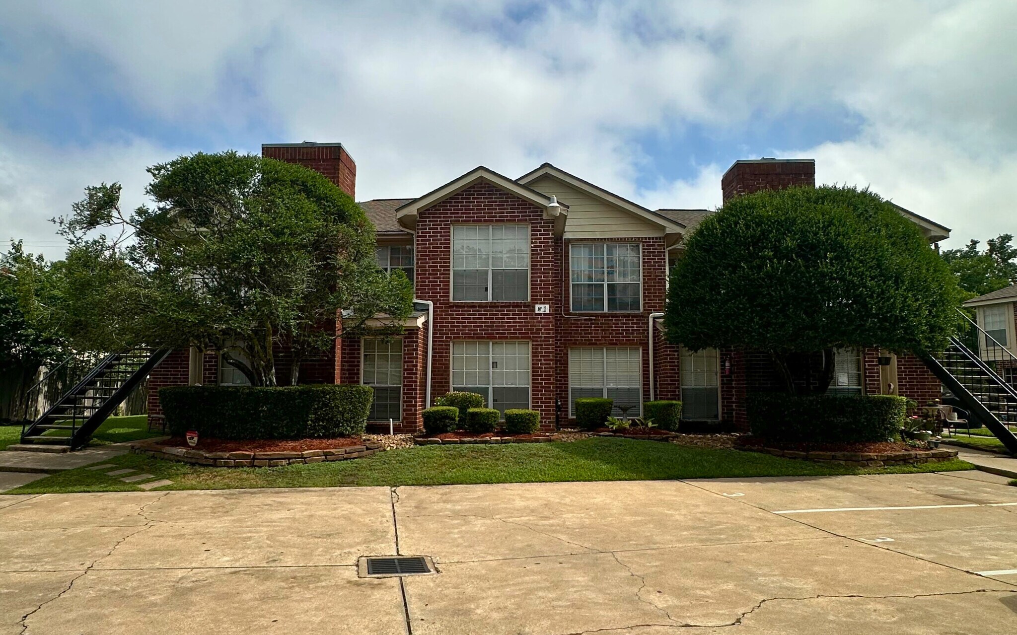 7120 Cole Creek Dr, Houston, TX à vendre Photo du bâtiment- Image 1 de 18